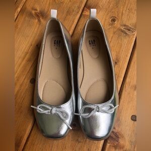 GAP Metallic Silver Ballet flats girls 1